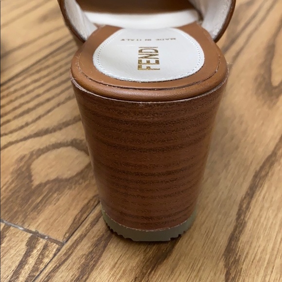 Fendi Zucca slingback platform sandals never worn - Picture 5 of 7